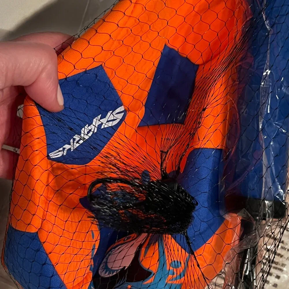 Inflatable Sharks Ball  (New in package - comes‎ with pump)
